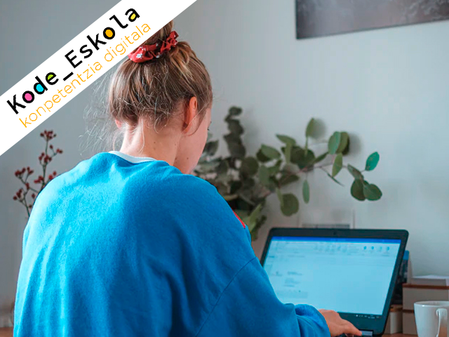 Imagen del archivo: etxetik-programatzen.png